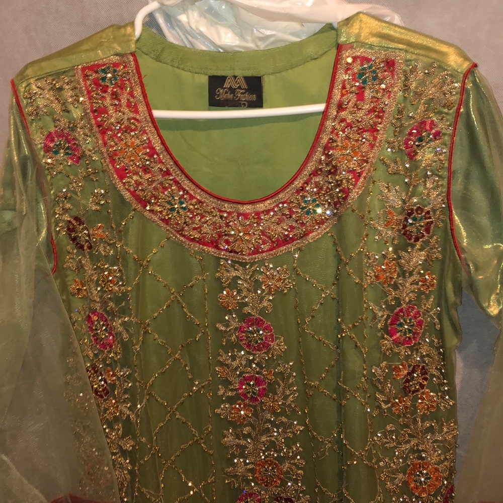 Dress top for wedding or special occasions